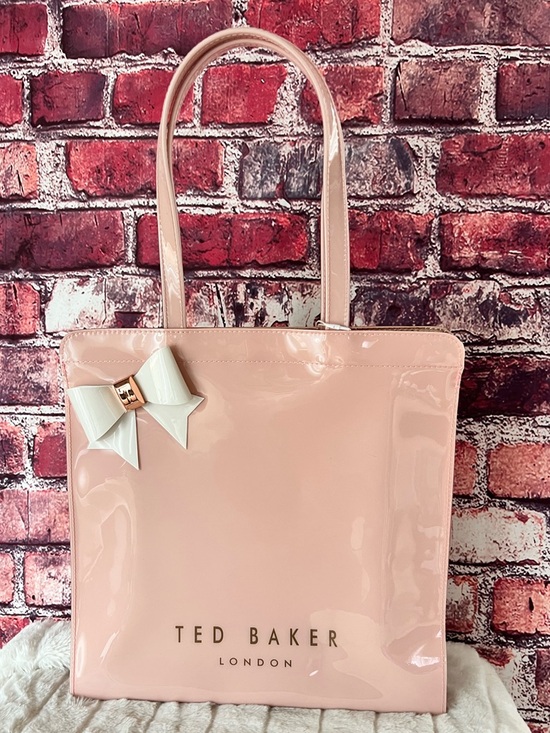 Ted Baker Handbags - Ted Baker London Pale Pink Large Icon Tote Bag